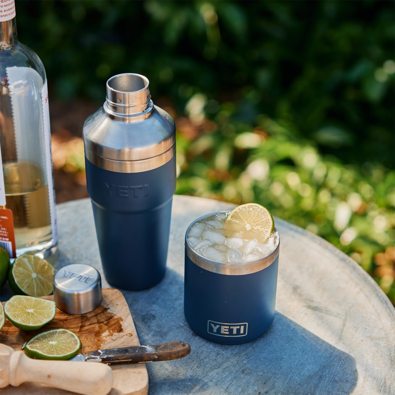 YETI Cocktailshaker-Deckel (Edelstahl) – Kompatibel mit Rambler 20 oz Tumbler / 24 oz Mug / 10 oz Lowball