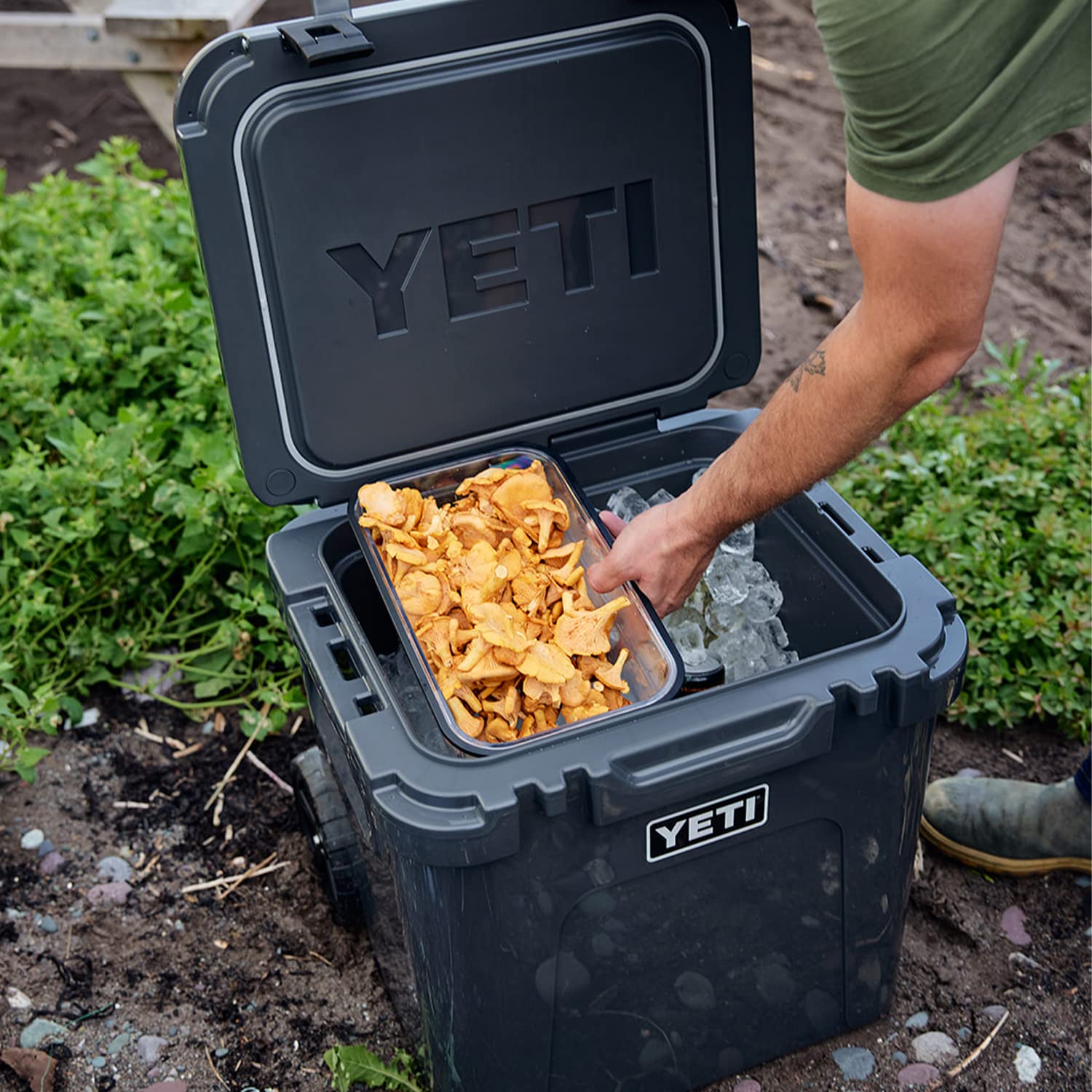 YETI Roadie 48 & 60 Kühltruhen-Trockenwarenkorb – Lebensmittelechter Korb für Snacks