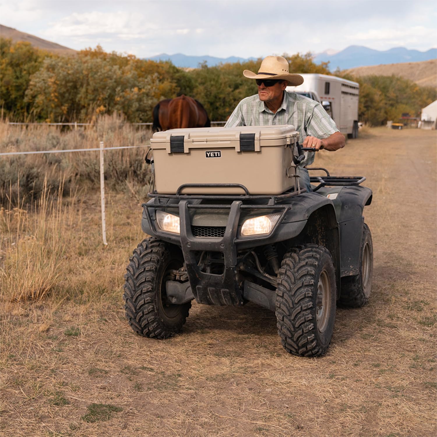 YETI LoadOut 60 GoBox – Wasserdichte Transportbox (60L) mit Trennwand